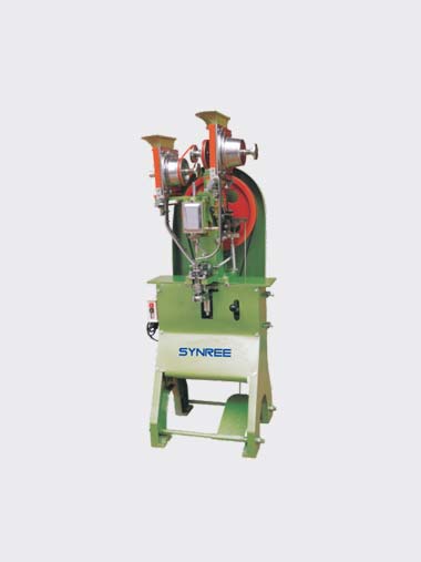 Automatic Eyeleting Machine