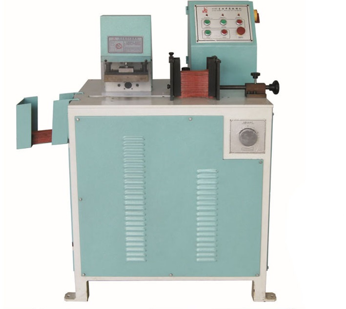 Automatic In-sole Slot Milling / Skiving Machine